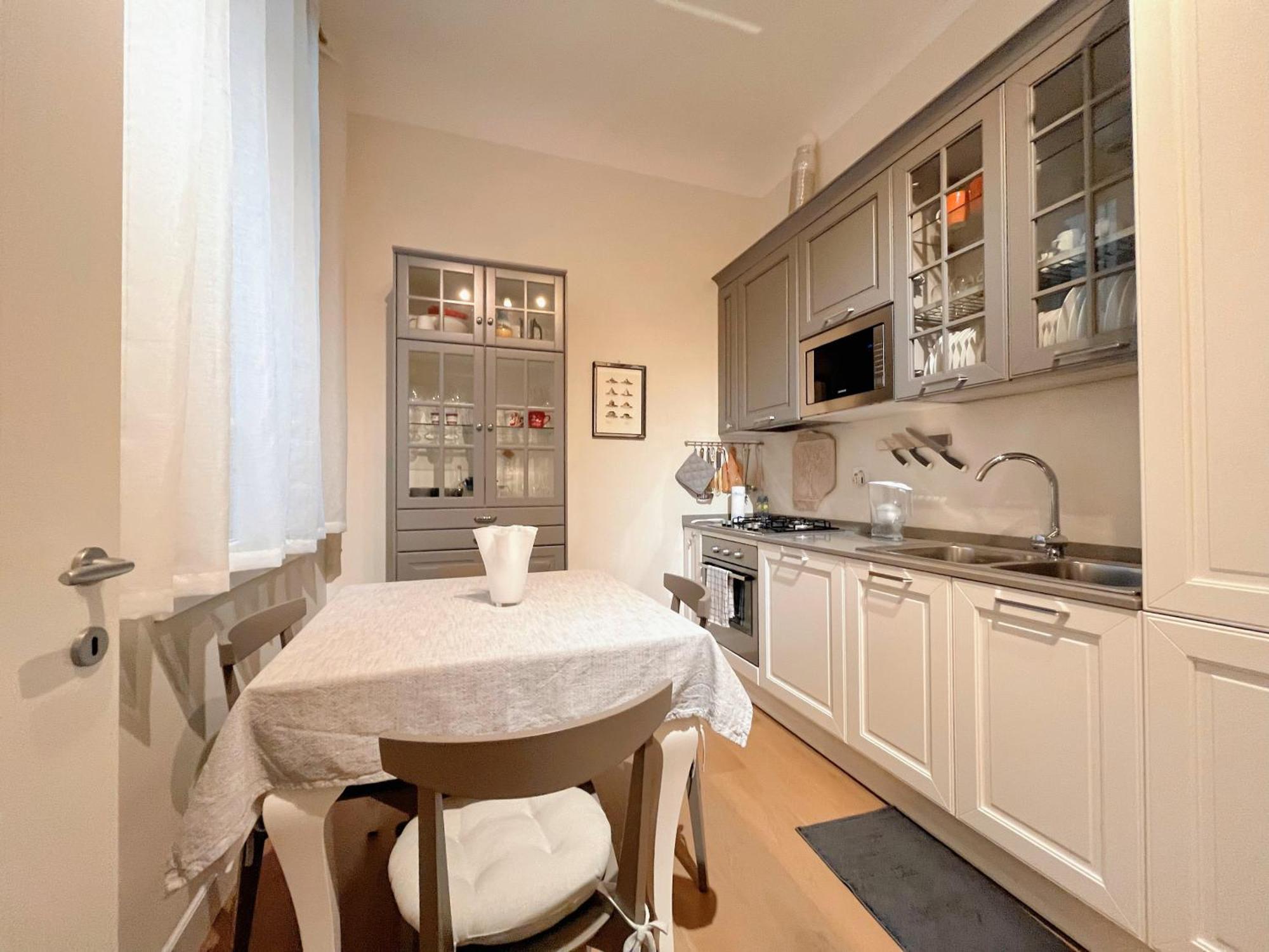 Luxury Art In Apartamento Florença